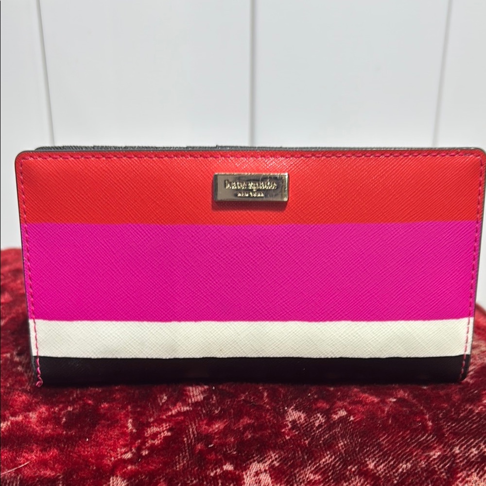 Kate Spade Laurel Way Bonita Stripe Stacy bifold wallet